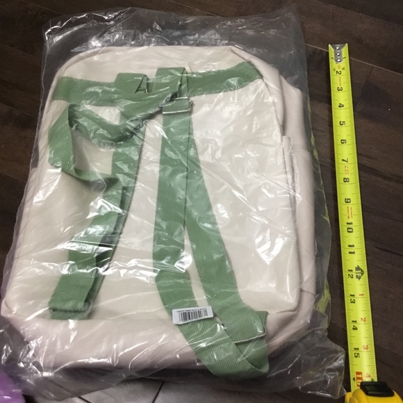 Natura Mamae E Bebe Backpack and Pouch NEW - Picture 3 of 15